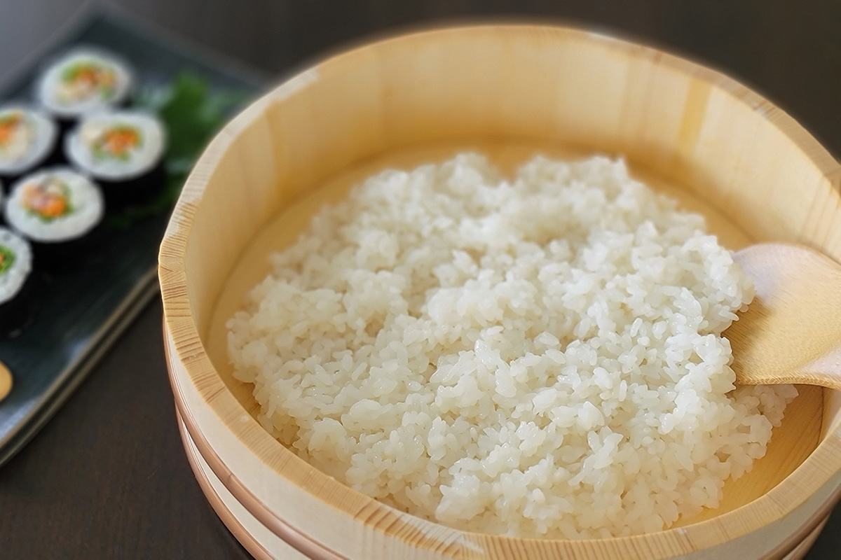 Sumeshi (Vinegared Sushi Rice) - Plant-Based Matters